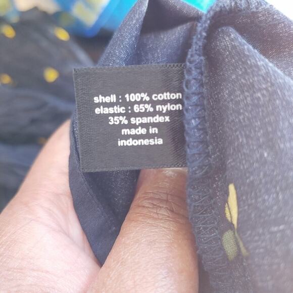 Lane Bryant Lemon Print Smocked Tank Top Sz 12 - Picture 7 of 9